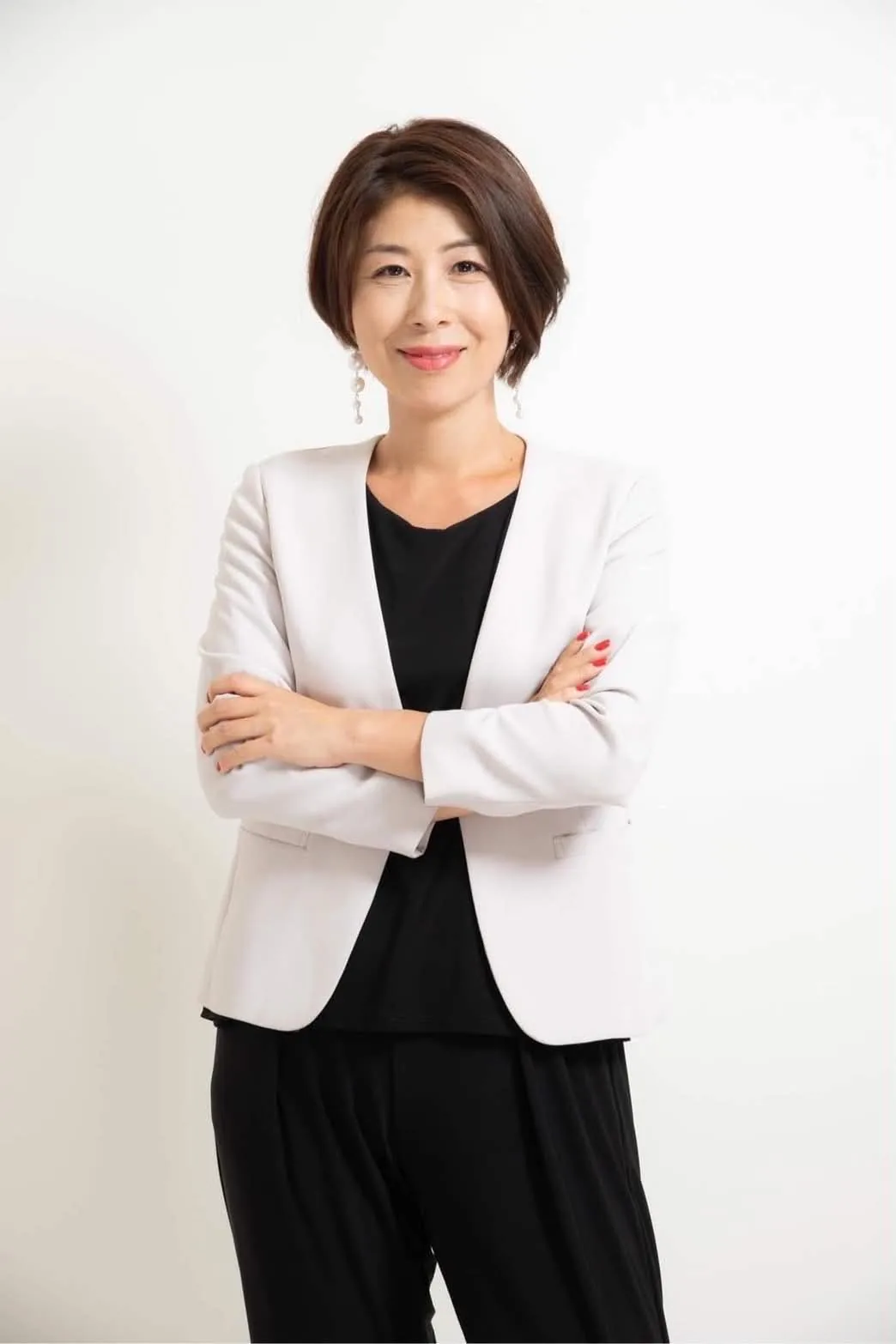 エージェント 二一 亜紀子